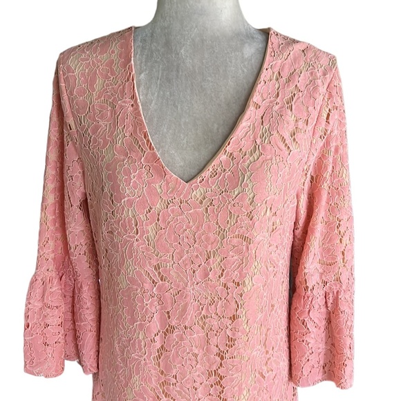 NWT JB by Julie Brown Pink Lace 3/4 Ruffle Bell Sleeve Shift Mini Dress - M - Picture 2 of 12